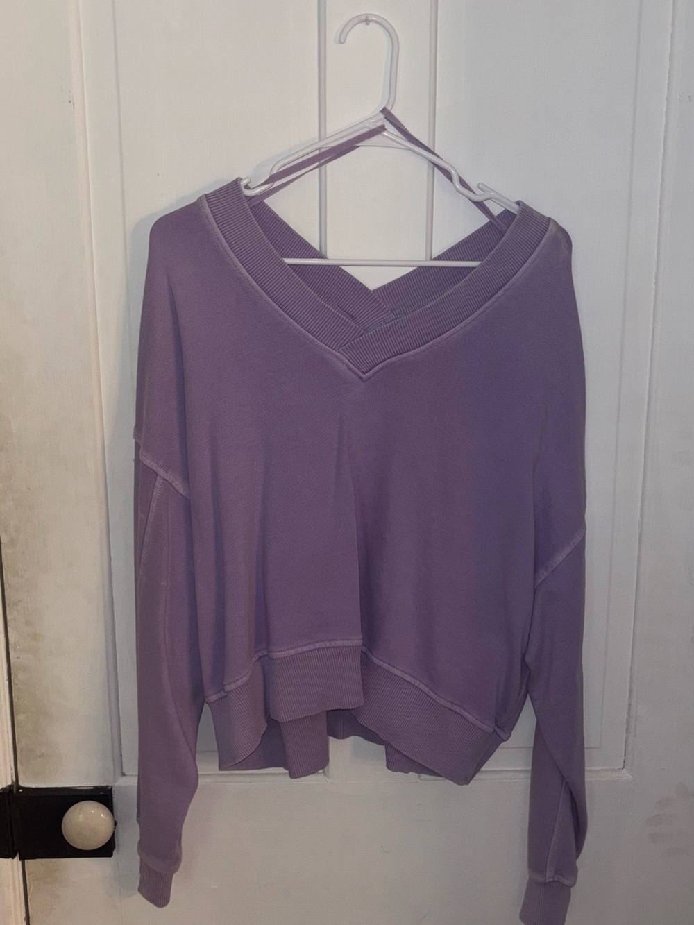 aerie Lavender V-Neck Cropped Sweatshirt